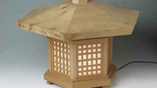 【未使用】燈籠　焼杉木目　置燈籠(大)　木製　小太郎作　床の間　スタンド　灯籠 未使用】燈籠 焼杉木目 置燈籠(大) 木製 小太郎作 床の間